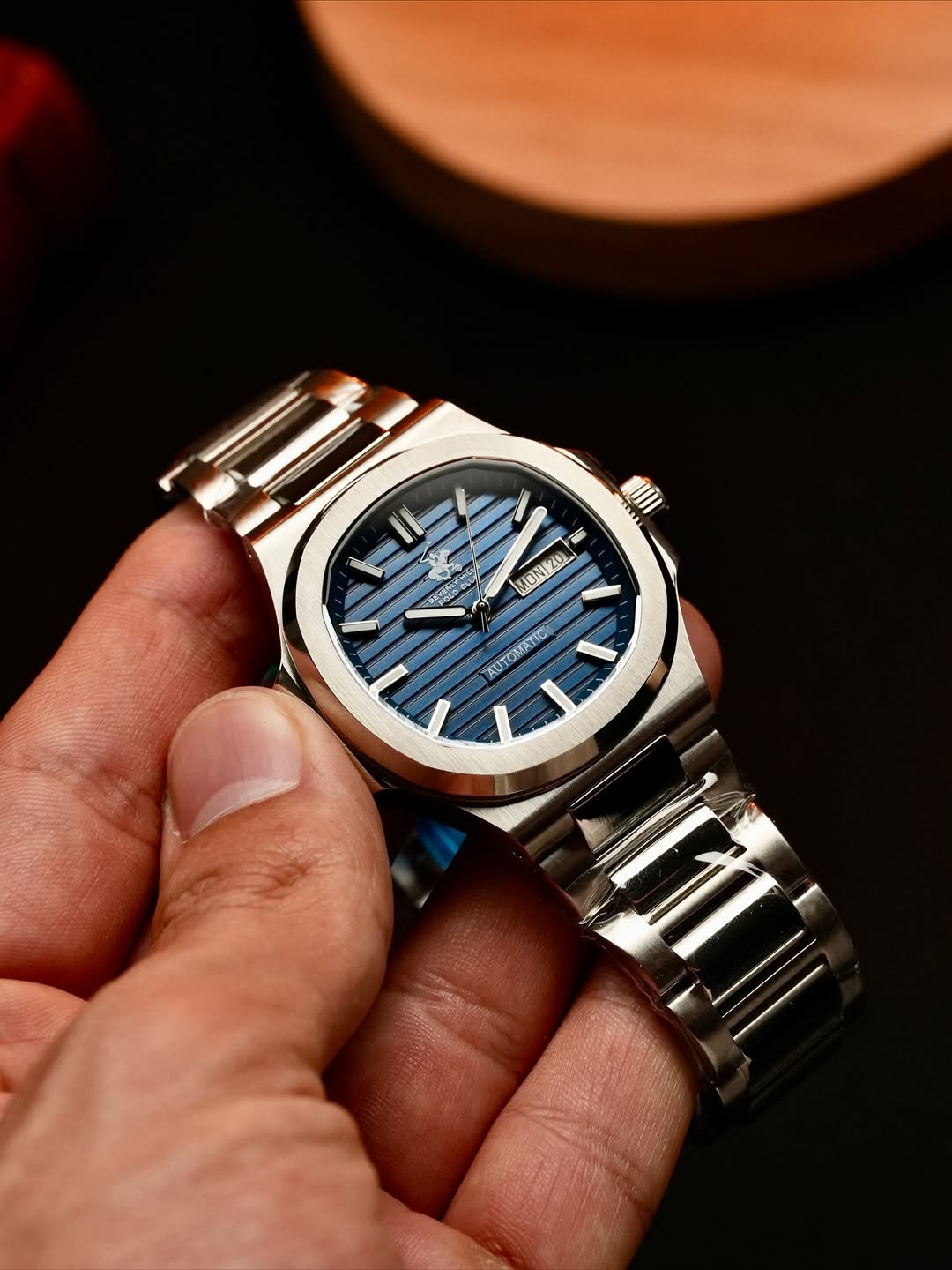 Blue dial, silver chain - Pak Style Hub
