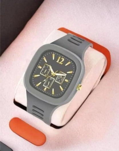 Man's Black Analogue Watch Lightweight Casual - Pak Style Hub