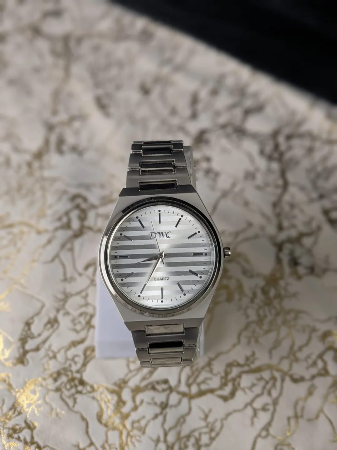 Men's Comfort Fit Strap Watch - Pak Style Hub